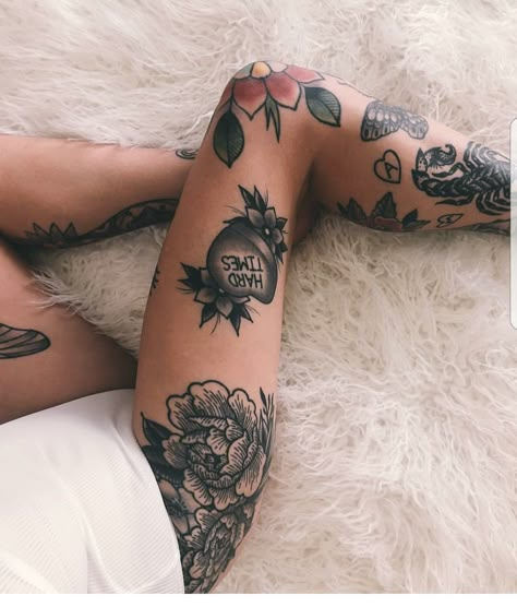 Victoria Sparks Leg Tattoos Women, Sunflower Tattoos, Full Sleeve Tattoos, Tattoed Girls, Full Sleeve Tattoo, Traditional Tattoo Flash, Leg Sleeve, Piercings And Tattoos, Leg Tattoo