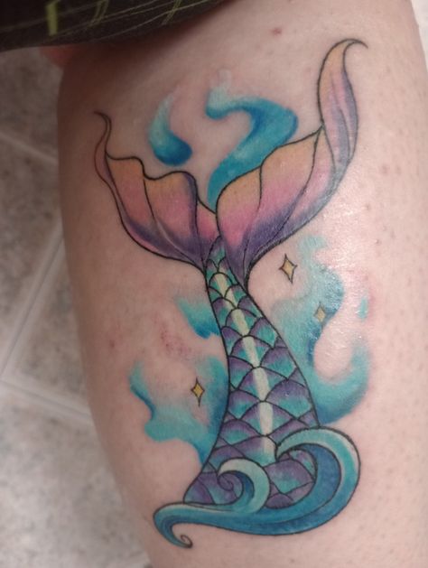 Fins Up Tattoo, Mermaid Tale Tattoo, Us Tattoo Ideas, Mermaid Tail Tattoo, Mermaid Scales Tattoo, Us Tattoo, Tattoo Half Sleeve, Tail Tattoo, Bat Yam