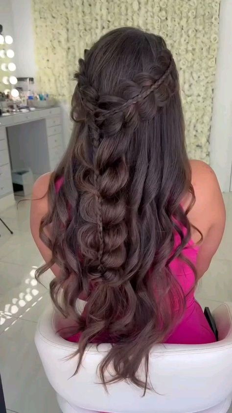 Easy Braid Hairstyle, Easy Bun Hairstyles For Long Hair, Everyday Hairstyle, Messy Waves, Hair Style Vedio, Cute Quick Hairstyles, Easy Hairstyles For Thick Hair, Easy Bun Hairstyles, Hairstyle Idea