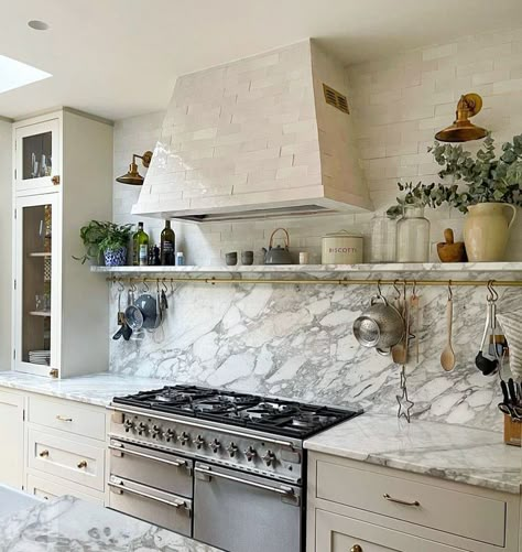 Splash Back Tiles, Millie Turner, Small Coastal Kitchen, Floating Shelves Ideas, Tiny Kitchens, Kitchen 2023, Marble Island, Kitchen 2024, Shelves Ideas