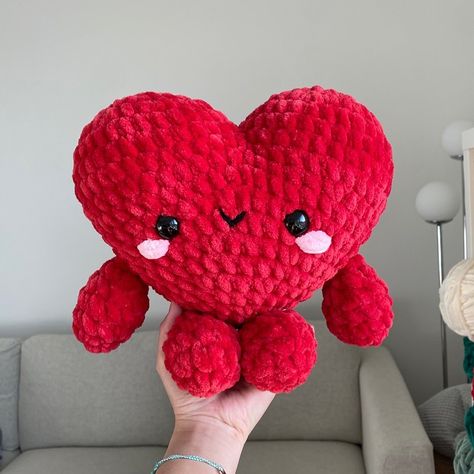 My first (finished) plushie of 2023! 🫶✨ Heart buddy is perfect for Valentine’s Day. 🥹💕 ⠀⠀⠀⠀⠀⠀⠀⠀⠀⠀⠀⠀ Yarn: Sweet Snuggles Pattern:… | Instagram Red Crochet Patterns, What To Crochet With Red Yarn, Crochet Ideas With Red Yarn, Crochet With Red Yarn, Red Things To Crochet, Crochet Red Yarn, Red Yarn Crochet Projects, Red Crochet Projects, Valentines Crochet Patterns Free