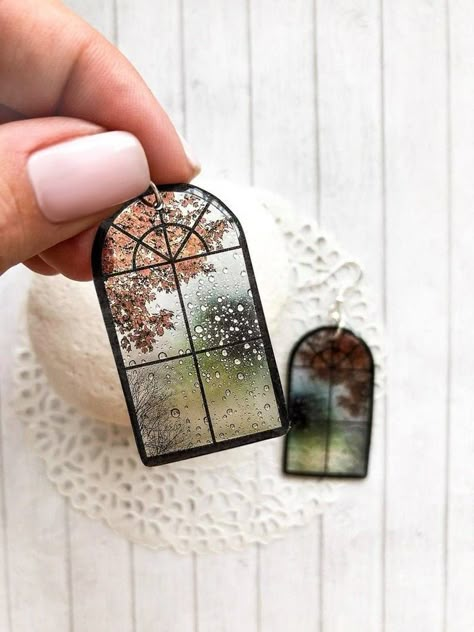 Mood Earrings, Lilac Earrings, 카드 디자인, Transparent Resin, Red Ornaments, Fall Earrings, Diy Resin Art, Resin Ideas, Rainbow Earrings