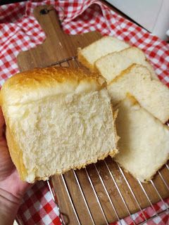 Elinluv's Tidbits Corner: Homemade Sandwich Bread Savoury Bread, Homemade Sandwich Bread, Buttermilk Bread, Milk Bread Recipe, Homemade Sandwich, Brunch Bread, Homemade Bread Easy, Homemade Bread Recipes Easy, Homemade Cake Recipes