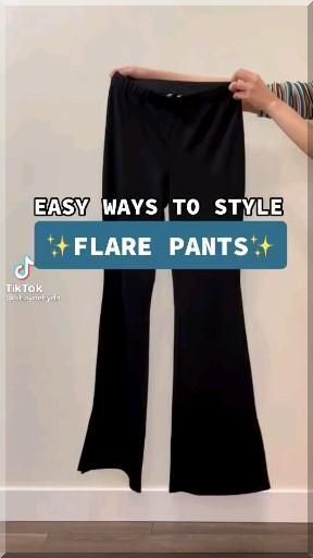 Wide Leg Leggings Outfit Aesthetic, Casual Flared Pants Outfit, Cute Outfits With Black Flare Pants, Casual Flares Outfit, Simple And Aesthetic Outfits, Cute Outfits With Flare Pants, Aesthetic Outfits Flared Leggings, Flare Pant Outfit Ideas, Outfits With A Turtle Neck