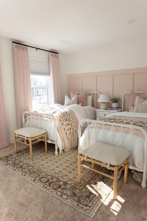 2 Sister Room Ideas, Daughters Sharing Room Bedroom Ideas, Boho Shared Girls Room, Bedrooms For 2 Sisters, Girls Room 2 Twin Beds, Girls Room With Two Twin Beds, Toddler Girls Bedroom Ideas Shared, Girls Bedroom 2 Beds, Twin Girl Toddler Bedroom