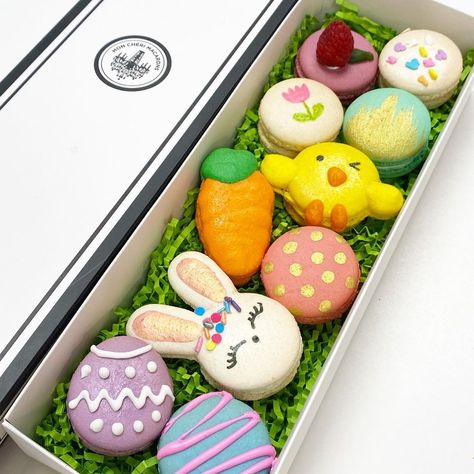 Mon Chéri Macarons LLC ™️ on Instagram: “Hi everyone, here’s a sneak peek at our Easter macarons box! They will be available for pick-up next Friday, April 2nd and Saturday, April…” Easter Macarons Ideas, Macarons Easter, Macaron Inspiration, Easter Macaroons, Easter Macarons, Macaron Designs, Bonbons Recipe, Chocolate Bonbons Recipe, Easter Dessert Ideas