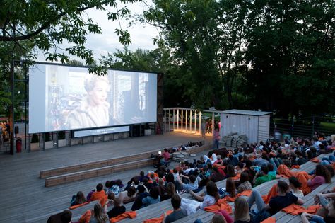 Open Cinema, Rooftop Cinema, Cinema Architecture, Open Air Theater, Open Air Cinema, Cinema Design, Outdoor Stage, Outdoor Cinema, Architectural Competition