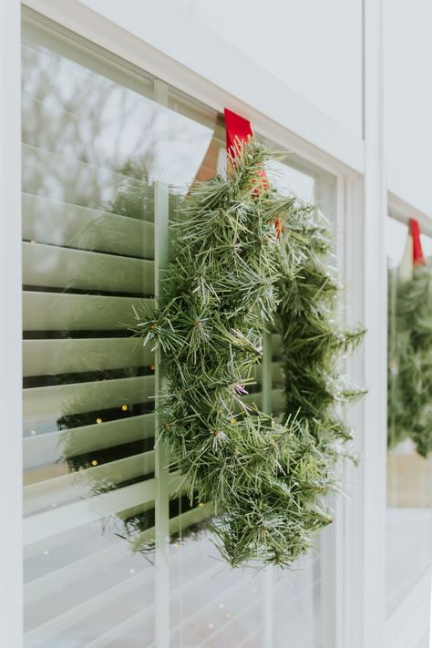 How To Hang Wreaths On Windows, Wreaths On Windows, Applesauce Ornaments, Cinnamon Applesauce Ornaments, Windows Christmas, Spiral Macrame, Christmas Wreaths For Windows, Macrame Christmas Ornaments, Spiral Knot