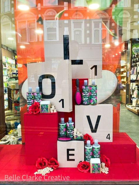 Valentine Window Display Ideas, Easter Store Window Display, Nature Valentines, Charity Shop Display Ideas, Valentines Display, Anthropologie Window Display, Valentines Window Display, Shop Display Ideas, Window Display Retail