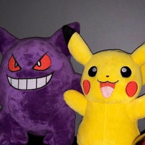 Plushie Pfp, Cute Gengar, Disney Playlist, Pop Yo, Gengar Pokemon, Y2k Pfp, Pikachu Plush, Cute Pokemon Pictures, Dark Purple Aesthetic