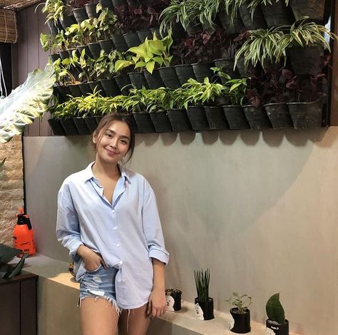 Beach Outfit Polo Women, Beach Polo Outfit Women, Baguio Ootd Ideas Philippines, Ninang Outfits For Binyag, Simple Ootd Philippines, Tagaytay Outfit, Tagaytay Outfit Ideas, Baguio Outfit, Kathryn Bernardo Outfits