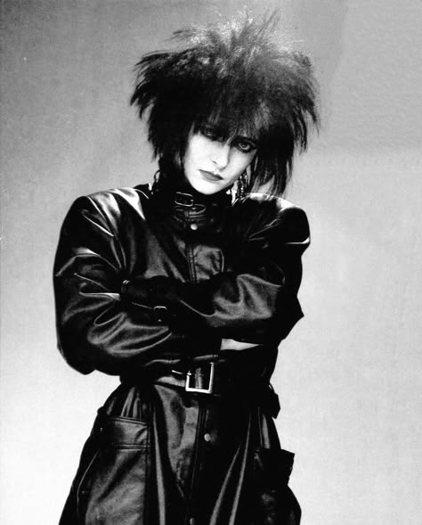 Gothic Music, 80s Goth, Siouxsie Sioux, Siouxsie And The Banshees, Goth Subculture, Goth Stuff, Trad Goth, Post Punk, Punk Goth