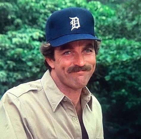 Mustache Styles, Richard Chamberlain, Beard Game, Magnum Pi, Hollywood Men, Tom Selleck, Man Up, Blue Bloods, Hollywood Celebrities