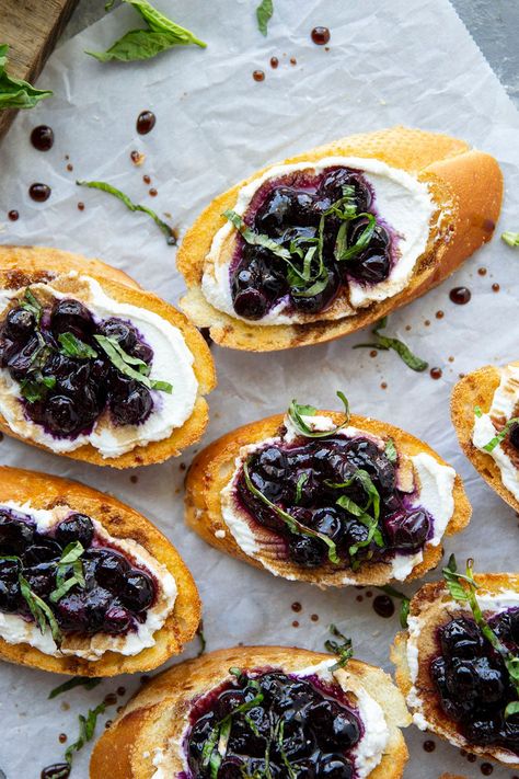 Blueberry Basil Bruschetta, Ricotta Bruschetta Recipe, Ricotta Appetizer Recipes, Blueberry Bruschetta, Roasted Blueberries, Ricotta Appetizer, Ricotta Bruschetta, Blueberry Ricotta, Whipped Goat Cheese