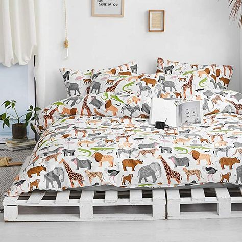 Amazon.com: BlueBlue Safari Kids Duvet Cover Set Twin, 100% Cotton Bedding for Boys Girls Teens Single Bed, Animal Lion Elephant Rhino Giraffe Zebra Pattern on White, 1 Comforter Cover 2 Pillowcase (Twin, Zoo) : Home & Kitchen Safari Bedroom, Safari Kids, White Bed Set, Kids Duvet, Kids Duvet Cover, Top Beds, Boys Bedding, Soft Comforter, Duvet Covers Twin