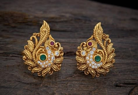 Ear Rings New Designs Gold, Hearings In Gold, Earrings Design Gold New Model Indian, Ear Rings Studs Gold, Gold Earrings Designs Modern, Kammalu Designs, Ear Tops Gold Indian, Gold Tops Earrings Indian, 4 Grams Gold Ear Rings