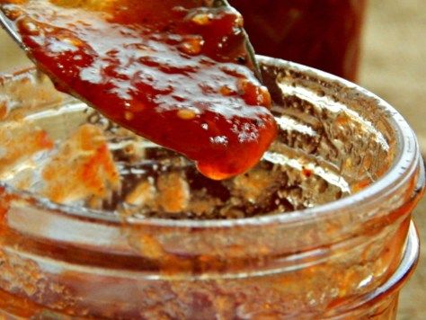 Savory Tomato Jam, Spicy Tomato Jam, Tomato Preserves, Tomato Jelly, Tomato Jam Recipe, Pepper Jelly Recipes, Preserving Recipes, Tomato Jam, Healthy Recipes Easy Snacks