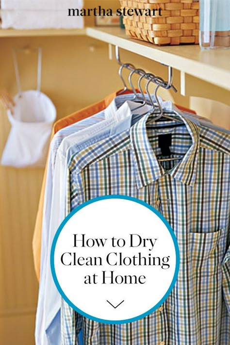 Dry Cleaning Clothes, Cleaning Window Tracks, Dry Cleaning At Home, Clean Baking Pans, Cleaning Stuff, Clothes Hacks, Laundry Tips, Laundry Drying, Cleaning Tricks