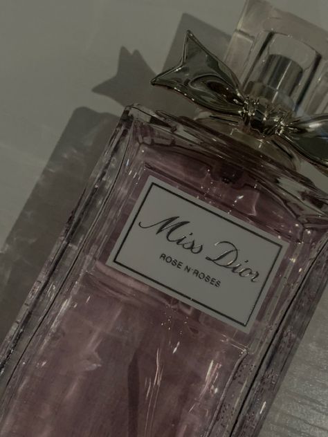 #dior #coquette #aesthetic #fashion #perfume #222 Ms Dior Aesthetic, Cokett Girl, Miss Dior Perfume Aesthetic, Miss Dior Aesthetic, Dior Coquette, Coquette Girlies, Miss Dior Perfume, Aesthetic Perfume, Dior Outfit