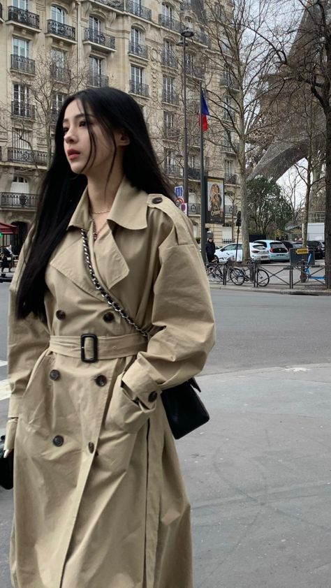 Bussines Casual Woman, Beige Winter Coat, Winter Outfits Korean, Winter Outfits Aesthetic, Trench Coat Outfit, Outfit Korean, Winter Fashion Outfits Casual, Feminine Outfits, Fashionista Clothes