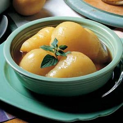 If you’ve never poached a pear before, this is an easy recipe to get you started!… Poached Pairs Pear Recipes, Pears Salad, Can Pears, Poached Pears Dessert, Pears Dessert, Pear Ideas, Pears Recipes, Pears In Red Wine, Spiced Pears