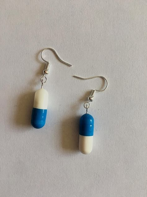 Pill Earrings, Object Earrings, E Boy Aesthetic, Home Made Earrings, Gay Earrings, Fondant Seashells, Silly Earrings, Grunge Earrings, Clay Jewelry Ideas