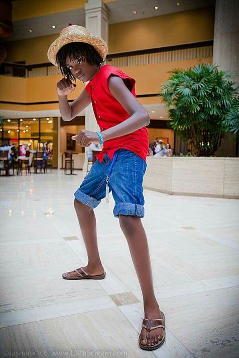 Nailed it! Luffy of One Piece Cosplay Black Anime Cosplay, Poc Cosplay, Black Cosplayers, Luffy Cosplay, Black Cosplay, One Piece Cosplay, Luffy Gear 5, Cosplay Inspo, Gear 5