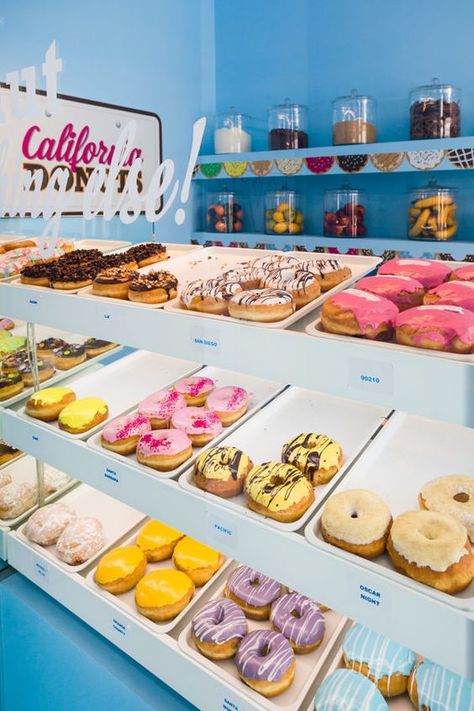 California Donuts on Behance Donat Glaze, California Donuts, Doughnut Shop, Bubble Waffle, Delicious Donuts, Donut Shop, Bakery Shop, Donut Recipes, Downtown Los Angeles