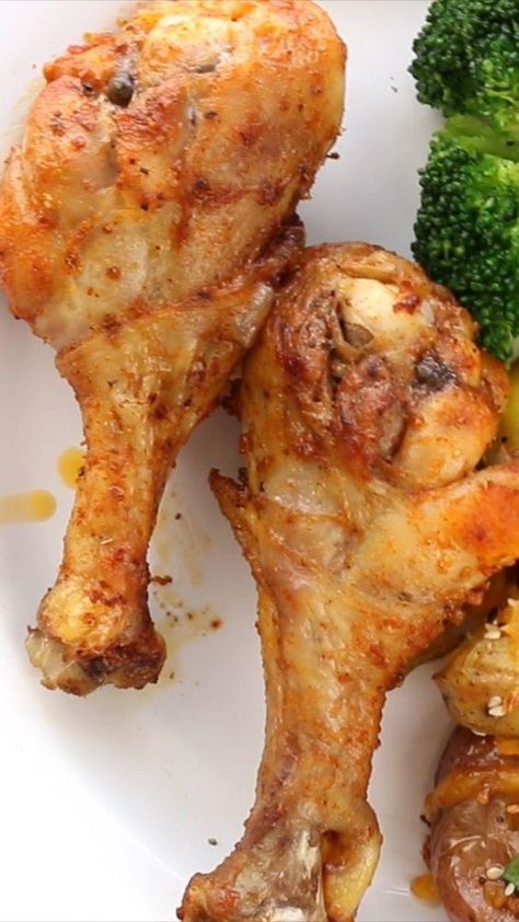 Drumstick Chicken Recipes Videos, Chicken Legs For A Crowd, Drumsticks Recipe Oven, Ways To Make Chicken Drumsticks, Bake Chicken In Oven Drumsticks, Oven Roasted Drumstick Chicken Recipes, Skinless Chicken Drumstick Recipes, Chicken Leg Recipes Videos, Bake Drumsticks Oven