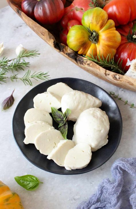 Dairy Free Cheese Board, Homemade Dairy Free Cheese, Homemade Vegan Mozzarella Cheese, How To Make Dairy Free Cheese, Dairy Free Mozzarella Cheese, Diy Dairy Free Cheese, Vegan Mozzarella Recipe, Best Dairy Free Cheese, Vegan Feta Cheese Recipe