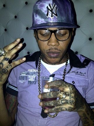 Vybz Kartel Aesthetic, Vybz Kartel Wallpaper, Dancehall Aesthetic, Finsta Pfp, Jamaica Music, Nba Quotes, Music Aesthetics, Side Chick, Dancehall Music