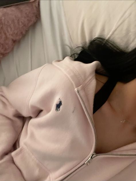 White Bedding Aesthetic, Pink Polo Sweater, Clean Girl Vision Board, Pink Hoodie Outfit, Bedding Aesthetic, Baby Pink Clothes, Girl Vision Board, Bed Lounge, Baby Pink Sweater