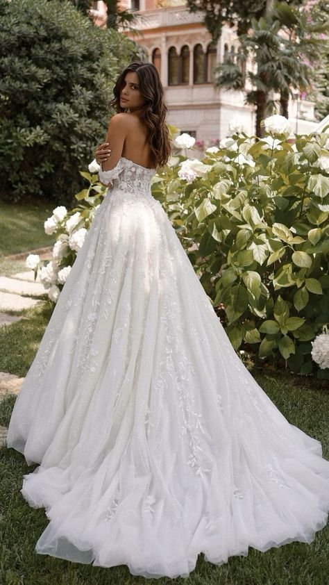 Dresses With Long Trains, Fairytale Wedding Dress Princesses, Modern Simple Wedding Dress, Classic Wedding Dress Timeless Classy, Dress Modern Elegant, Floral Embroidered Wedding Dress, Modern Elegant Wedding Dress, Poofy Wedding Dress, Wedding Dress Whimsical