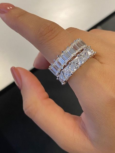 Emerald Cut Diamond Eternity Band, Emerald Cut Eternity Band, Dope Jewelry Accessories, Infinity Band, Ring Proposal, Cute Engagement Rings, Swarovski Ring, Luxe Jewelry, Bangles Jewelry Designs