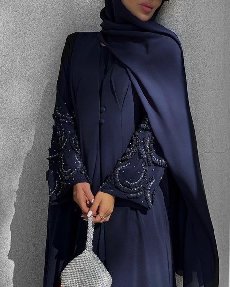 Hijabi Dubai, Embellished Abaya, Elegant Abayas, Blue Abaya, Abaya Designs Latest, Dress Islamic, Abaya Fashion Dubai, Abaya Outfit, Blue Cape