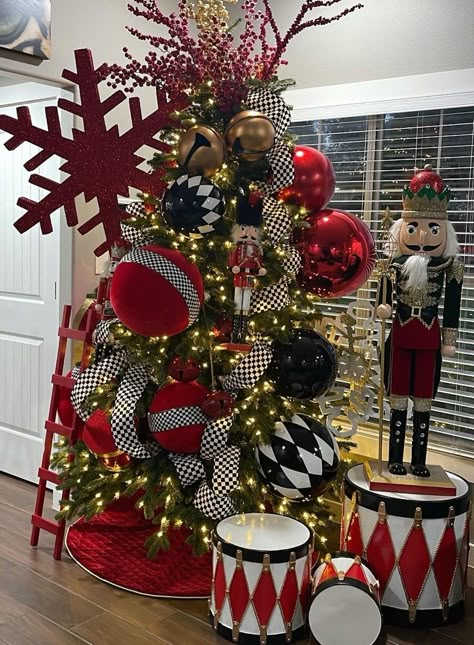 Nutcracker Christmas Tree Theme Ideas, Diy Jumbo Christmas Ornaments, Nutcracker Tree Theme, Nutcracker Christmas Tree Ideas, Mackenzie Childs Christmas Tree, Themes For Christmas Trees, Nutcracker Christmas Tree Theme, Red Black And White Christmas Tree, Under Christmas Tree Decor Ideas