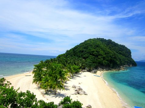 ISLA DE GIGANTES, PHILIPPINES: A PARADISE TO DISCOVER Panay Island Philippines, Panay Island, Island Pictures, First Prize, Travel Writing, Free Entry, My Bucket List, Tropical Islands, Archipelago