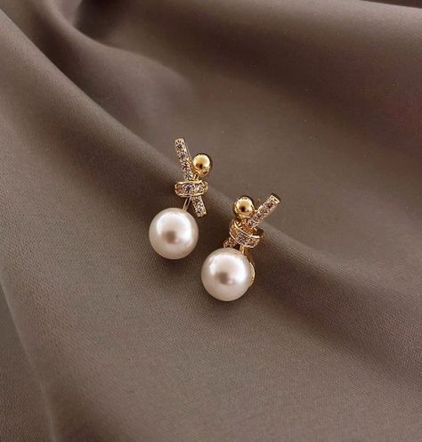 Brand Name: laoloutianMetals Type: Zinc AlloyOrigin: CN(Origin)Style: TRENDYFine or Fashion: FashionItem Type: EarringsEarring Type: Drop EarringsShape\pattern: RoundMaterial: PearlPearl Type: Simulated-pearlGender: WomenColor: long earringsDrop Shipping: Drop Shipping AcceptStyle: Fashion Classic Bohemian Casual/SportySeason: Spring Summe...#The #of #Jewelry #StatementJewelry #Elegance #HandmadeJewelry #Symbol #Jewelry #Prestige #Timeless #JewelryDesign #Gold #Allure #of #Accessories #A #and Pearl Pendant Earrings, Sweet Accessories, Cute Stud Earrings, Korean Earrings, Unusual Earrings, Wedding Party Jewelry, Tassel Drop Earrings, Long Drop Earrings, Knot Earrings