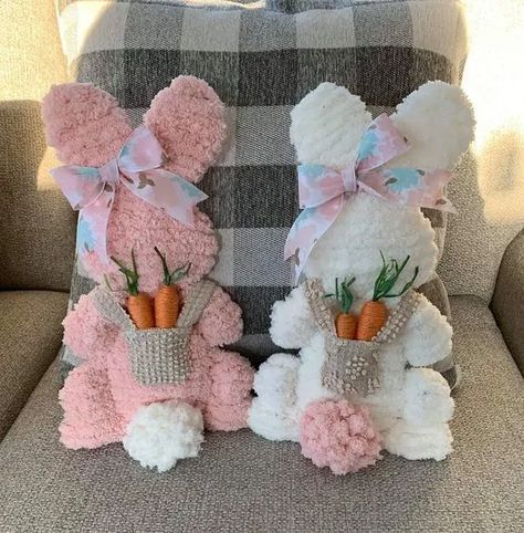 Easter Decorations For Kids, Idee Cricut, Easter Wreath Diy, Easter Craft Decorations, Spring Easter Crafts, Easter Bunny Crafts, Easter Bunny Wreath, Easter Decorations Dollar Store, Easter Projects