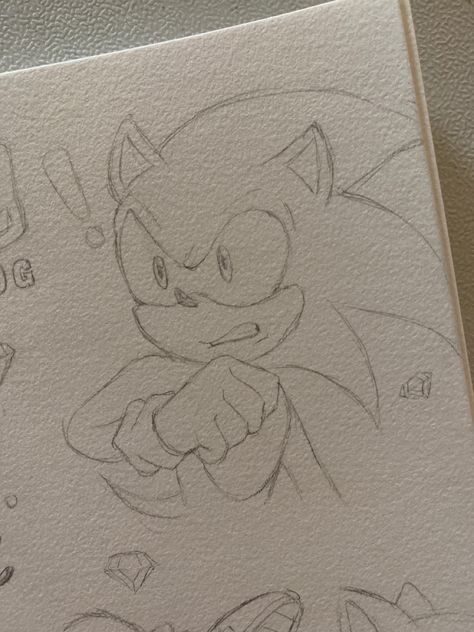 Sonic Drawing Pencil, Sonic Doodle, Drawings To Try, Sketchy Drawings, Sonic Sketch, Drawing Sonic, Sketches People, Sonic Drawing, Draw Sonic