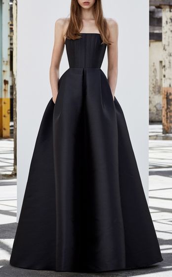 Dress Everyday, Hourglass Silhouette, Western Apparel, Alex Perry, Ladies Gown, Leather Dresses, Gorgeous Gowns, S Signature, Elie Saab