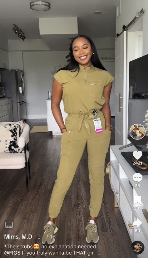 Scrubs Aesthetic Black Women, Cute Doctor Outfits, Black Phlebotomist Aesthetic, Black Girls In Scrubs, Medical Doctor Outfit Women, Scrubs Black Women, Scrubs Uniform Cute Medical, Scrub Outfit Ideas, Esthetician Outfit Ideas