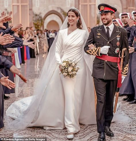 Rajwa Al Saif channels golden Elie Saab gown worn by Jordan's Queen Rania for her wedding dress Princess Rajwa Al Saif Wedding Dress, Rajwa Al Saif Wedding Dress, Princess Rajwa Wedding Dress, Wedding Dress Elie Saab, Ellie Saab Gowns, Prince Of Jordan, Princess Rajwa, Elie Saab Wedding Dress, Prince Hussein Of Jordan