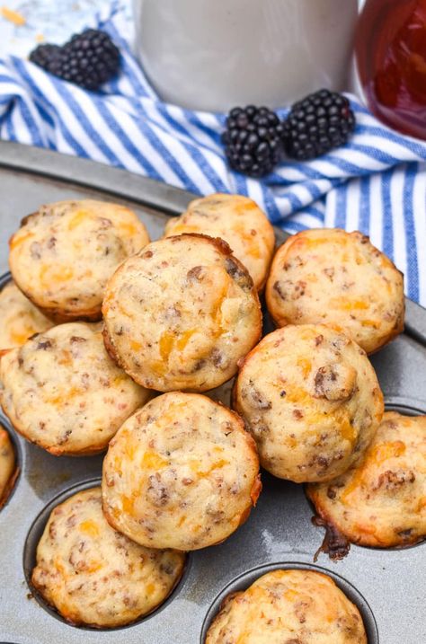 McGriddles Bites (Viral TikTok Recipe) - The Quicker Kitchen Dash Multimaker Recipes, Healthy Mcgriddle Bites, Morning Potluck Ideas, Healthy Mcgriddle Muffins, Muffin Board Ideas, Mini Mcgriddle Muffins, Breakfast Mcgriddle Homemade, Homemade Mcgriddle Muffins, Breakfast Mcgriddle Muffins