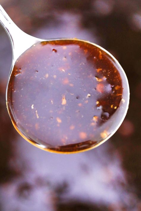 General Tso #sauce is a rich, sweet, and spicy sauce that is perfect for your stir-fry dishes! It is so easy to prepare - all done in ten minutes! #generaltso #chinese #chinesefood #generaltsosauce #sweetandsavorymeals General Tso Sauce, Sauce Video, Sweet And Spicy Sauce, General Tso, Asian Sauce, Savory Meals, Marinade Sauce, Gravy Sauce, Sauces And Dressings