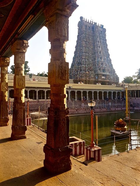 Minakshi Temple Madurai, Madhurai Meenakshi Temple, Madurai Aesthetic, Tamil Culture Photography, Minakshi Temple, Madurai Photography, South Indian Culture, Tamil Culture, Watercolor Photo