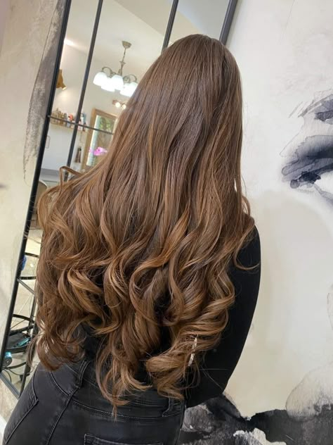 Straight Hair Wavy Ends, Curled At Ends Hair, Curl At Bottom Of Hair, Straightened Hair Curled Ends, Long Hair With Curls At End, Large Waves Hair, Straight Hair With Curly Ends, Big Waves For Long Hair, Long Layers Wavy Hair Natural Curls