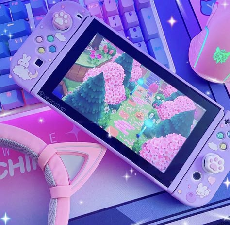 Nintendo Switch Aesthetic Purple, Pink Nintendo Switch, Pink Gaming Console, Kawaii Switch Accessories, Purple Nintendo Switch Png, Nintendo Switch Case, Kawaii Games, Gamers Anime, Gamer Room Decor