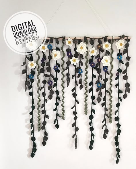 Crochet Guide, Unicorn Crochet, Crochet Garland, Confection Au Crochet, Crochet Wall Hangings, Crochet Decor, Crochet Plant, Crochet Design Pattern, Crochet Decoration