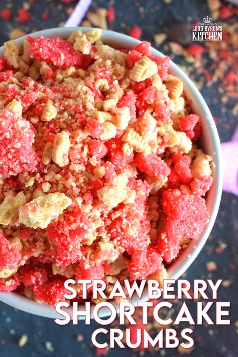 This recipe is one you had no idea you needed in your life until this very moment! Strawberry Shortcake Crumbs are about to open up a whole new world of dessert recipe options! So easy to prepare, and can be stored for quite a while, get ready for a strawberry taste explosion! #strawberry #shortcake #strawberryshortcake #easydesserts #pudding #jello Strawberry Shortcake Pudding Cups, Strawberry Top Recipes, Apple Arrangements, Strawberry Shortcake Crumble Topping, Strawberry Shortcake Topping, Strawberry Shortcake Pudding, Strawberry Shortcake Fluff, Strawberry Shortcake Crumbs, Strawberry Shortcake Crumble